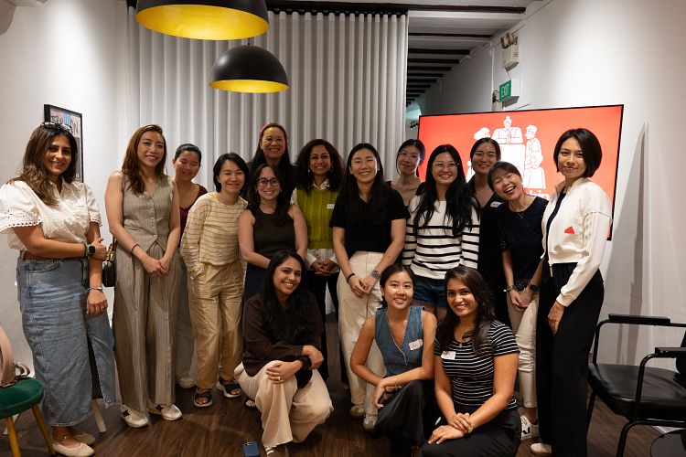 Michelle Lo Horton at Podium Society Insight Hours: Personal Branding in Singapore